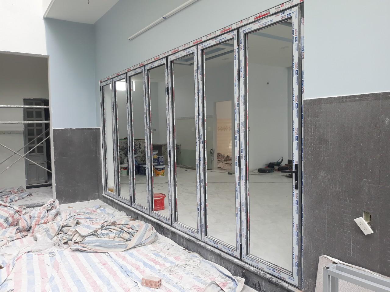 Bộ cửa nhôm Topal AD