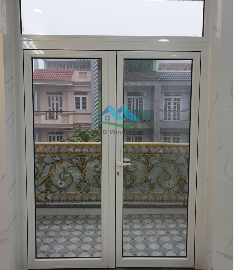 cua-di-mo-quay-2-canh-pmi