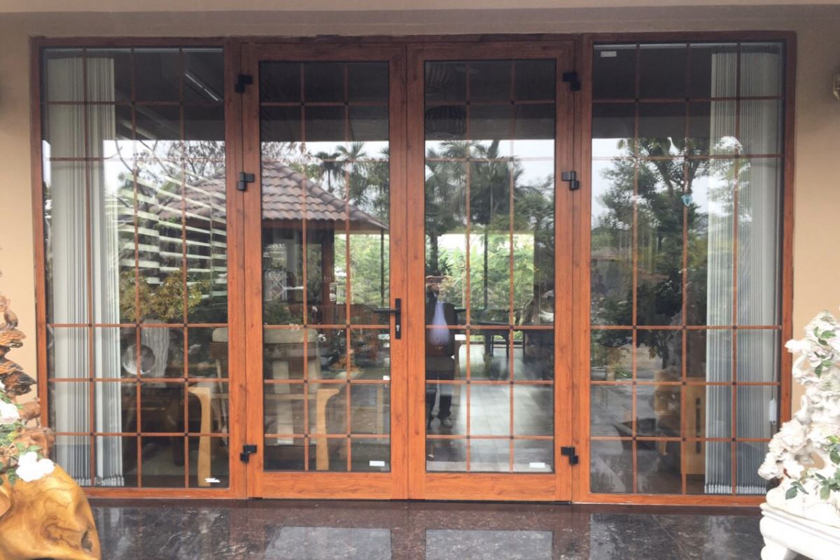 cua-nhom-mau-go-tldwindows