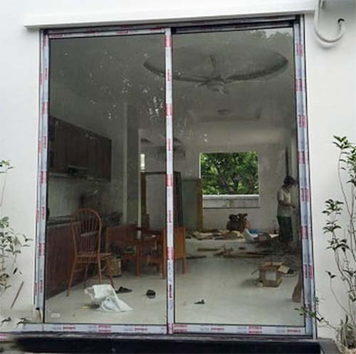 loai-cua-duoc-su-dung-nhieu-nhat-cho-phong-khach-biet-thu-tldwindows