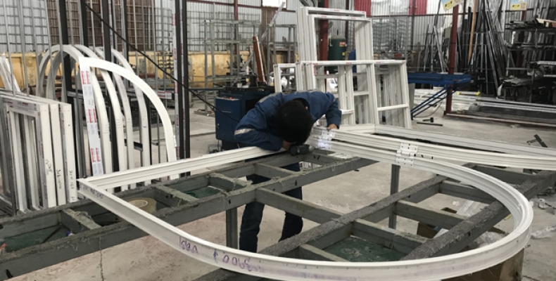 Ấn tượng với cửa nhôm Xingfa uốn vòm 